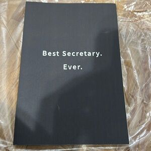 Best Secretary NWT